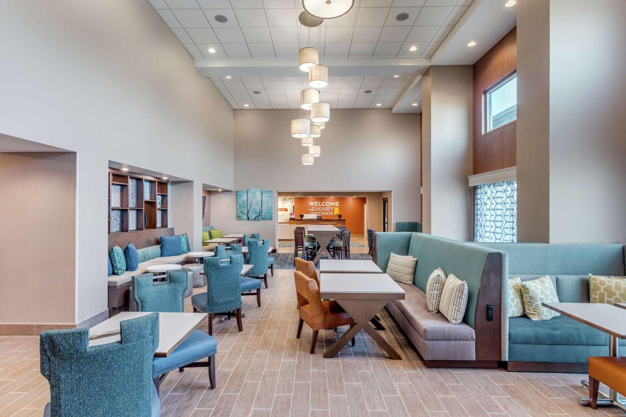 Hampton Inn & Suites Saraland Mobile Exteriör bild